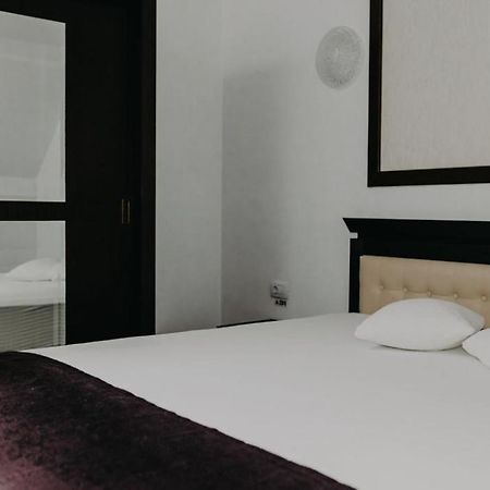 Pensiune Restaurant Capra Neagra Мойсей Екстер'єр фото